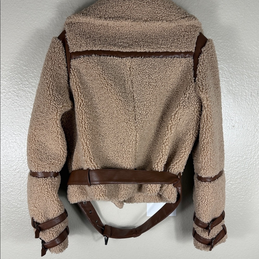 Tularosa Bailey Long Sleeve Full Zip Faux Fur Moto Jacket Beige - Picture 6 of 7